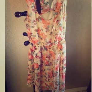 Short casual floral dress